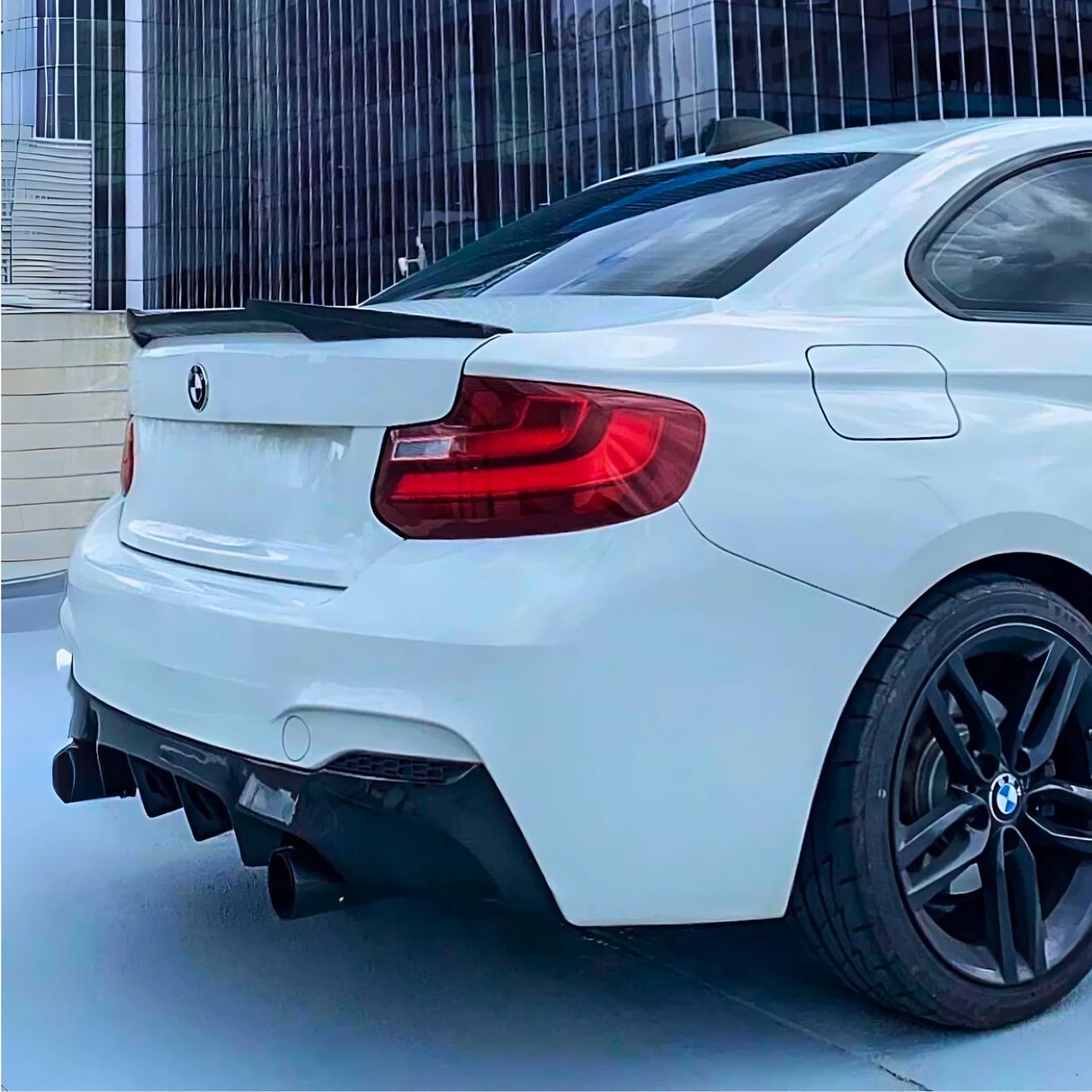 BMW 2 Series F22 Coupe | M2 F87 Carbon Fiber V Style Boot Spoiler