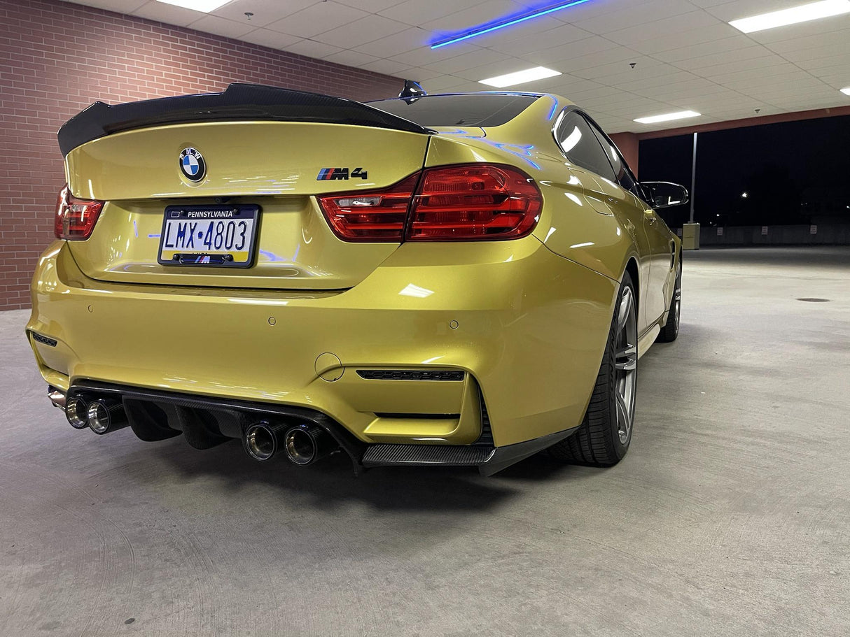 BMW M4 F82 Coupe Carbon fiber Boot spoiler 