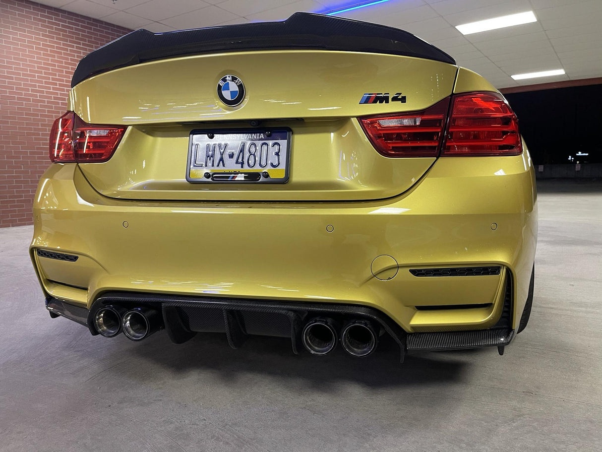 BMW M4 PSM Boot spoiler