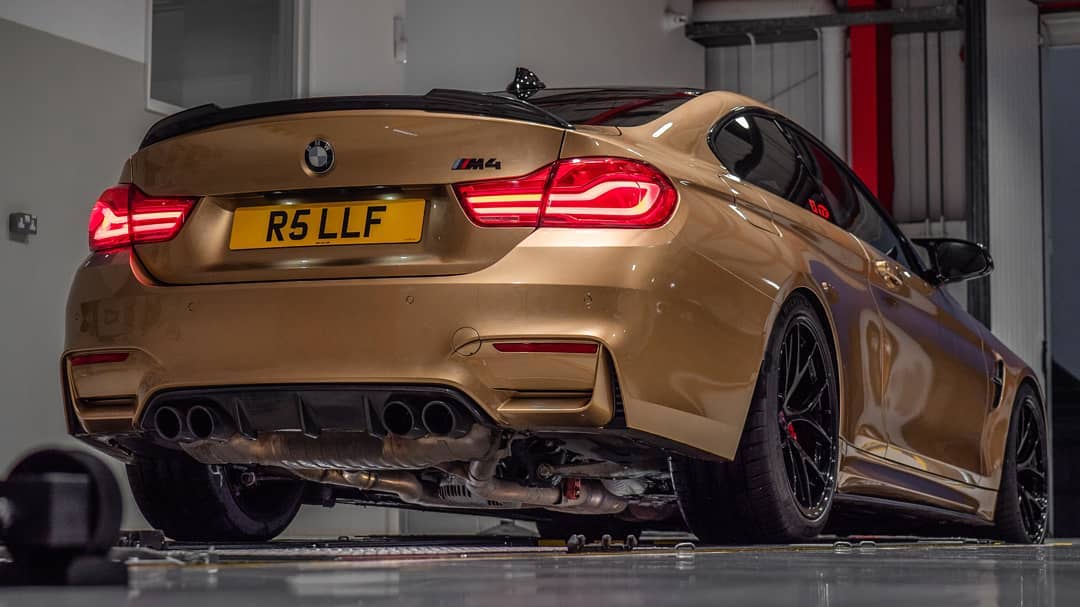 BMW M4 F82 Coupe Carbon Fiber CS Style Rear Boot Spoiler