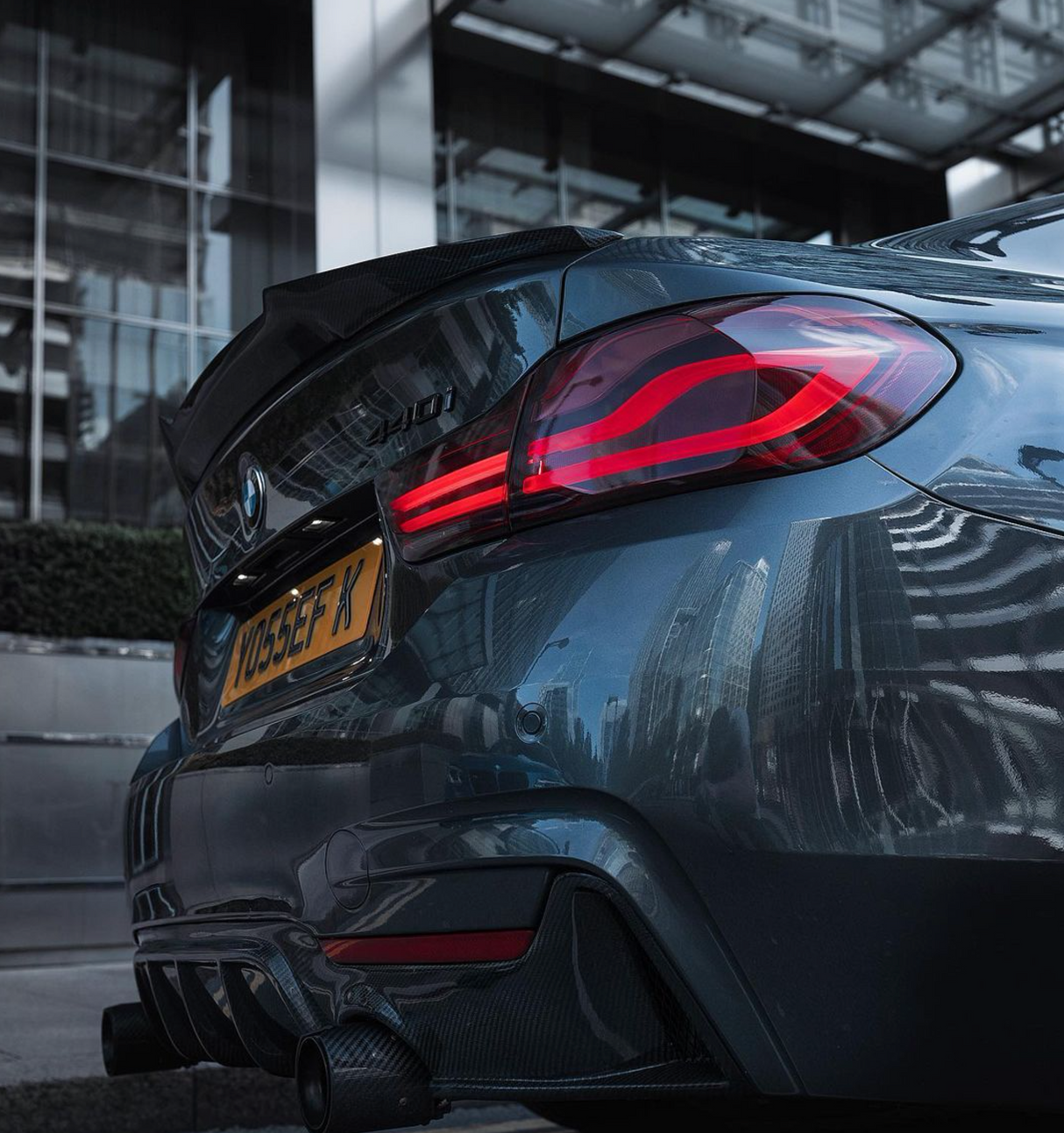 BMW 440i V Style Boot Spoiler 